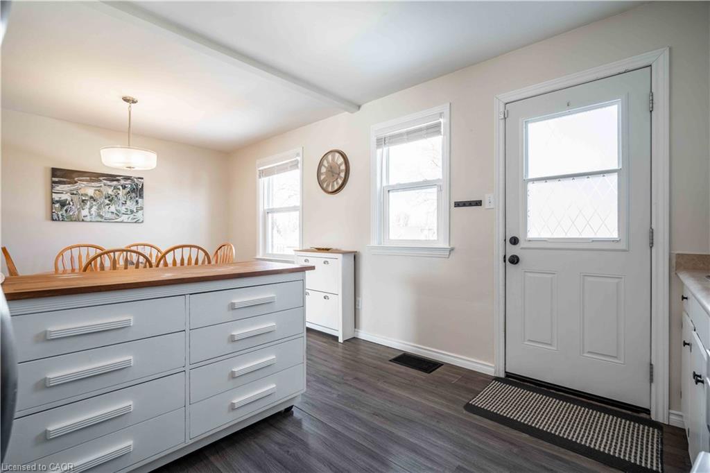 2279 King Street E, Hamilton, ON - Indoor Photo Showing Other Room