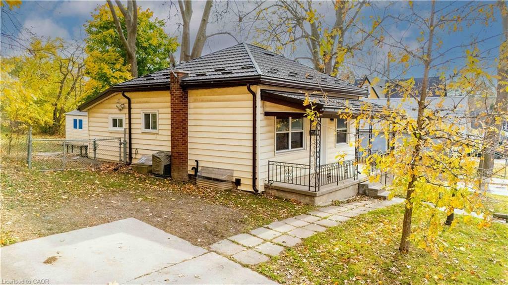 130 Clarence Street, London, ON - Outdoor