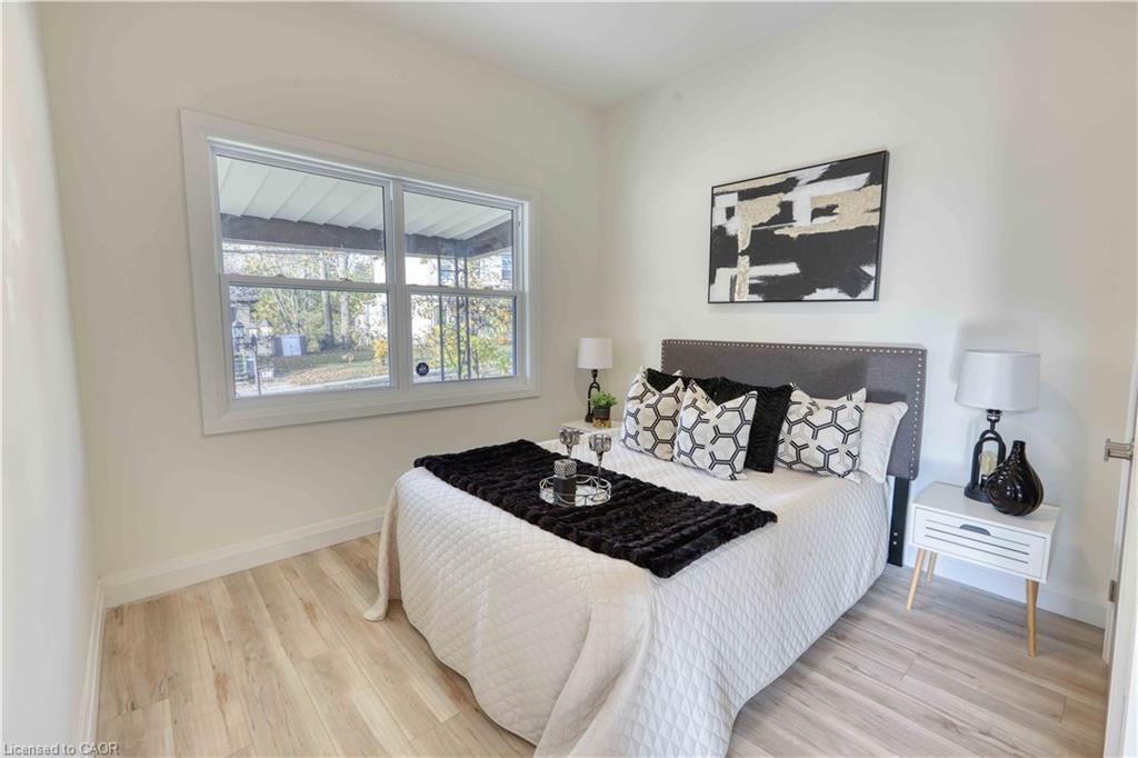 130 Clarence Street, London, ON - Indoor Photo Showing Bedroom