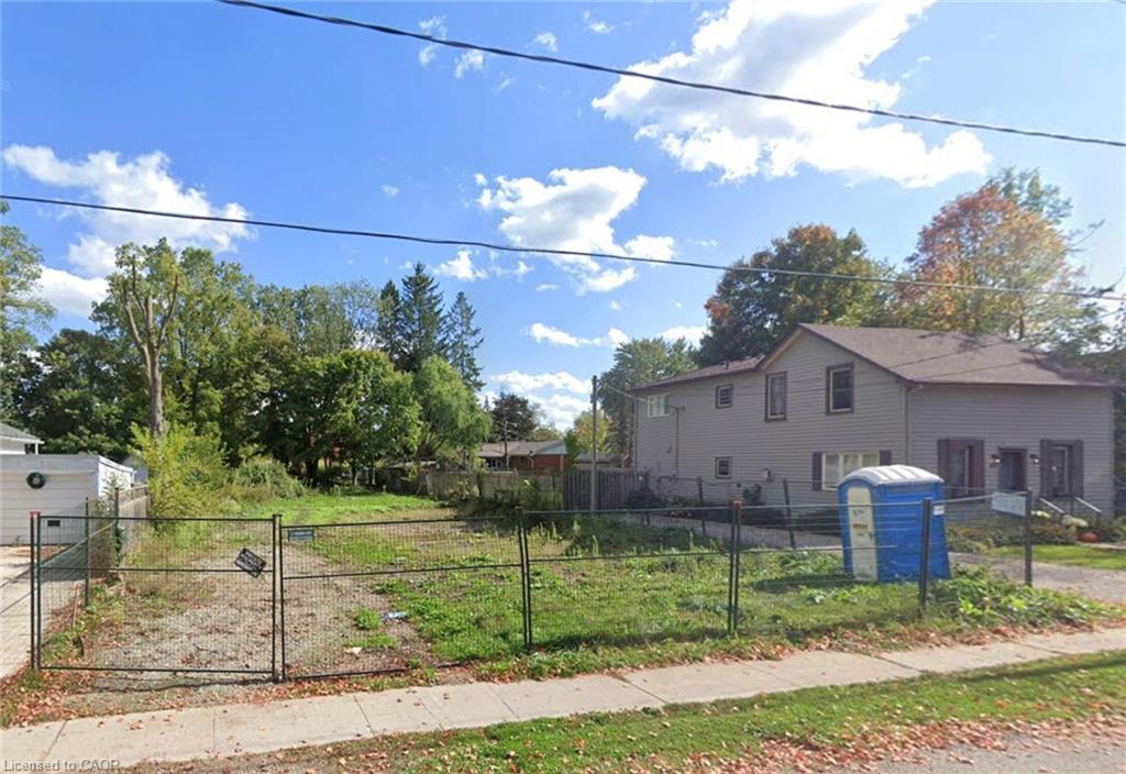 164 Catherine Street, Parkhill, ON