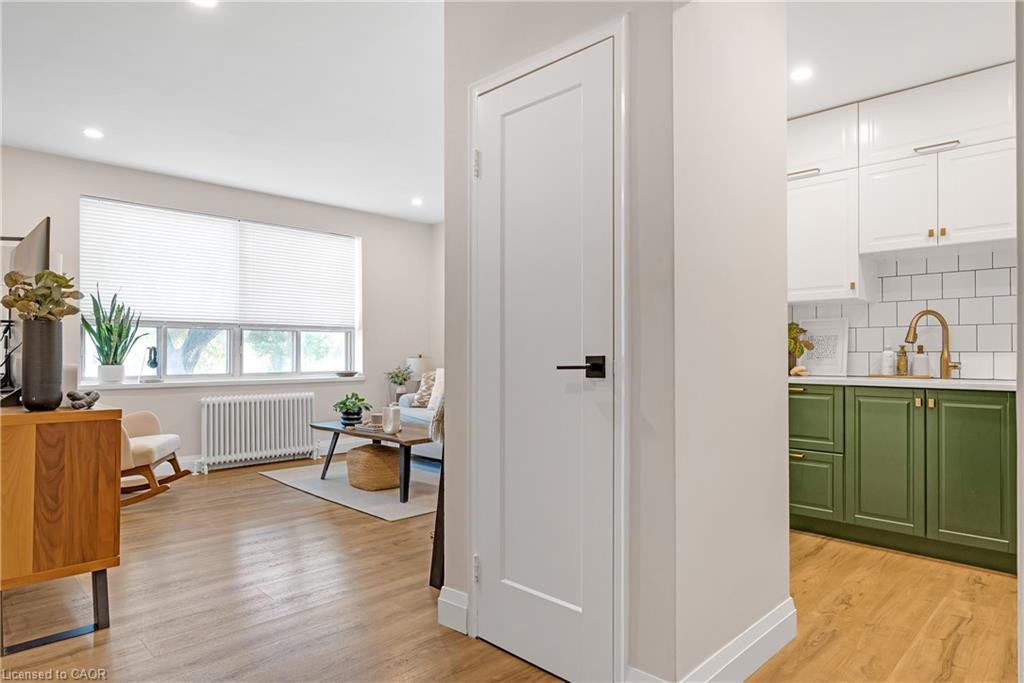 208-37 Mericourt Road, Hamilton, ON - Indoor