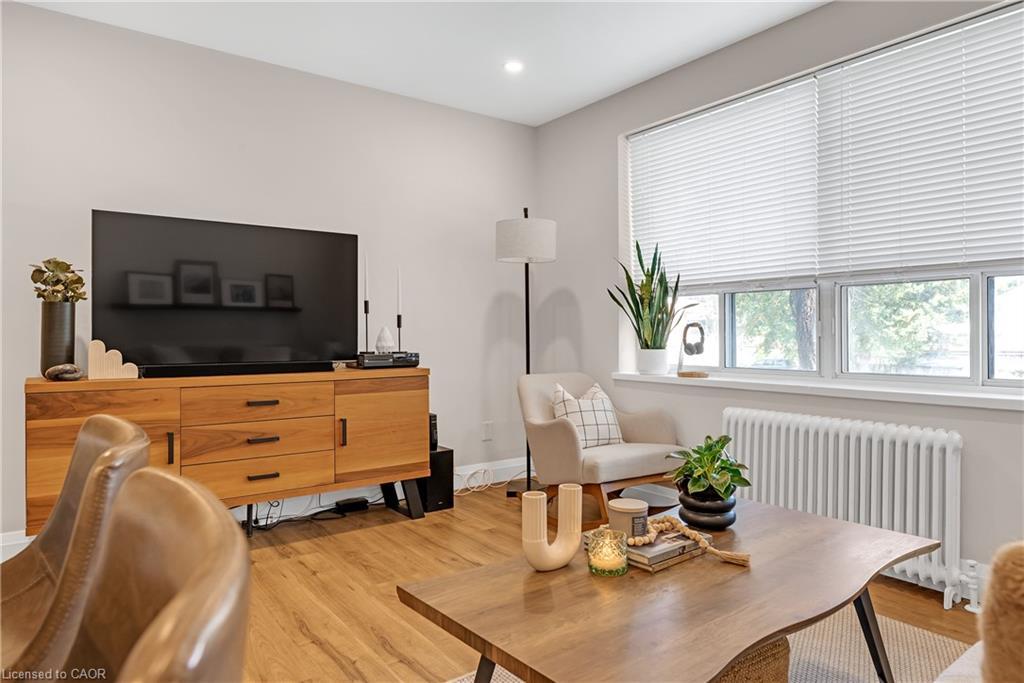 208-37 Mericourt Road, Hamilton, ON - Indoor