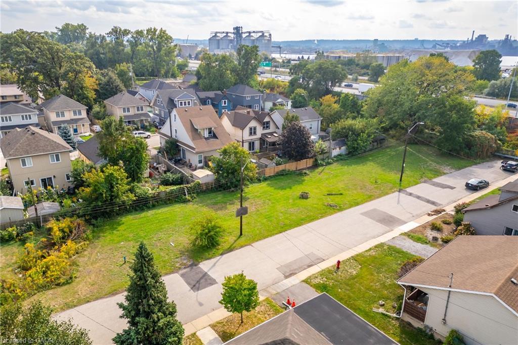 10 Knapmans Drive, Hamilton, ON