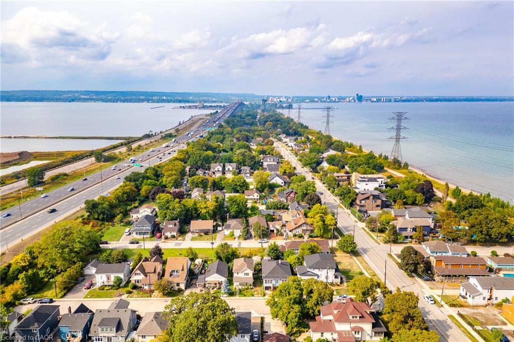 10 Knapmans Drive, Hamilton, ON