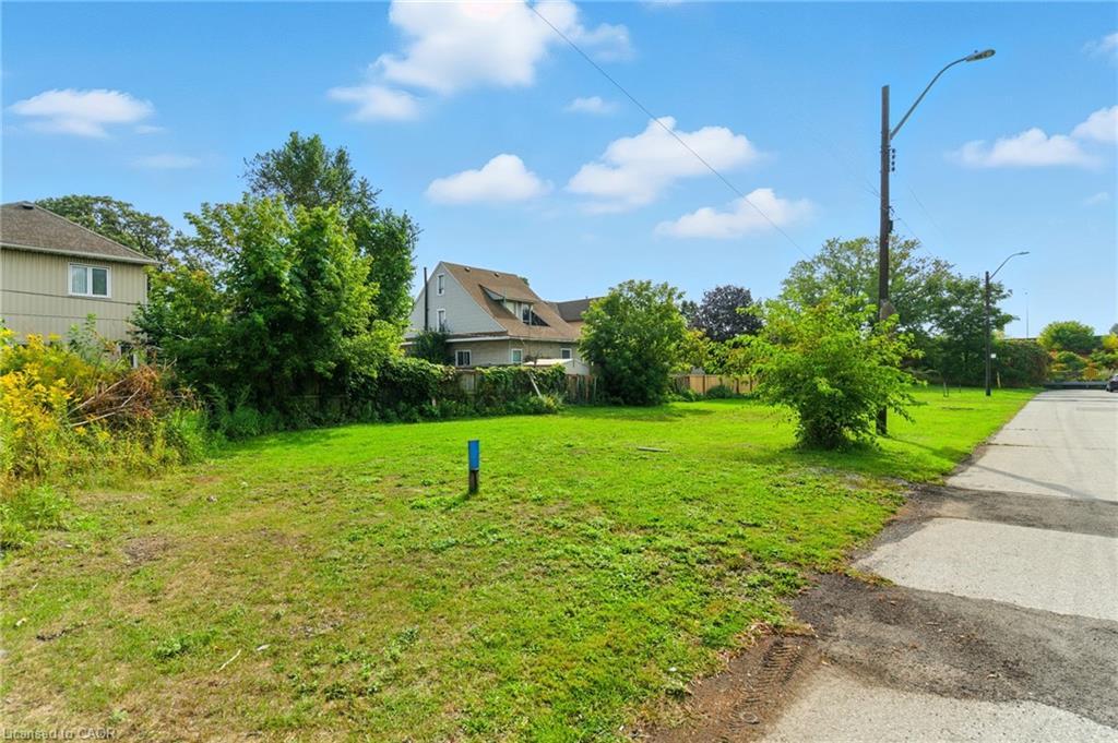 10 Knapmans Drive, Hamilton, ON