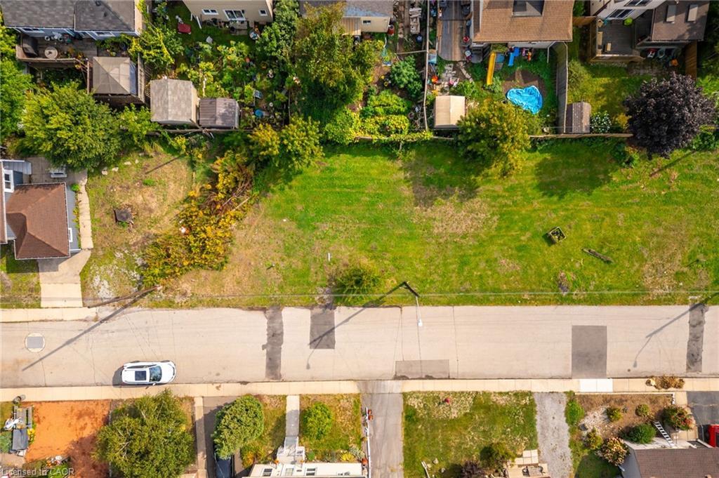 10 Knapmans Drive, Hamilton, ON