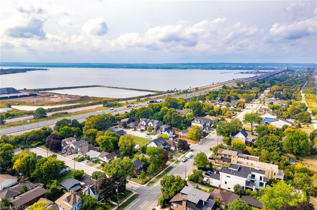 11 Knapmans Drive, Hamilton, ON