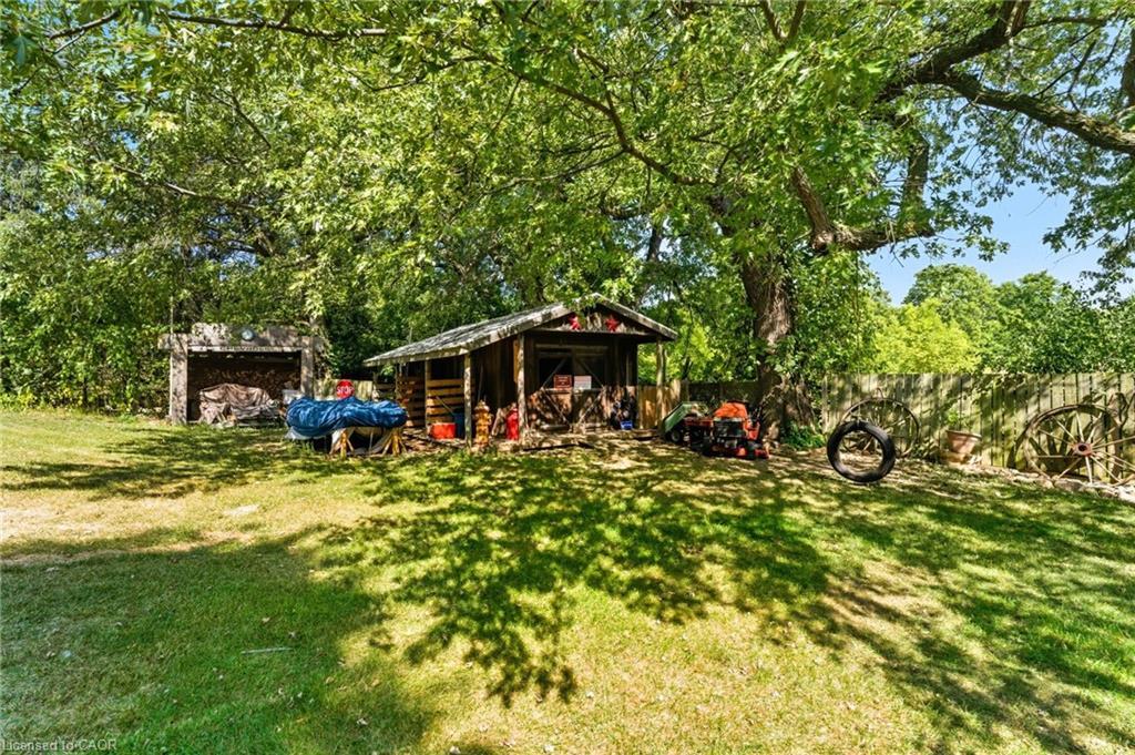 394 Bishopgate Road, Brantford, ON - Outdoor