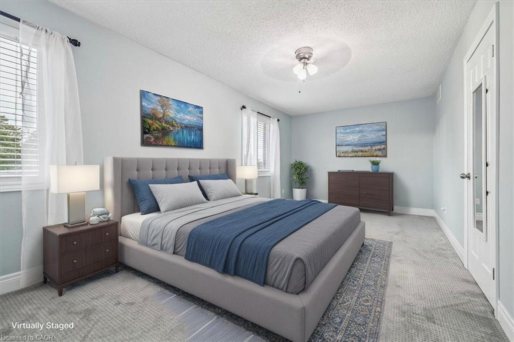 22 Merritt Crescent, Grimsby, ON - Indoor Photo Showing Bedroom