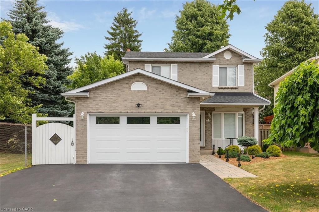 22 Merritt Crescent, Grimsby, ON - Outdoor With Deck Patio Veranda With Facade