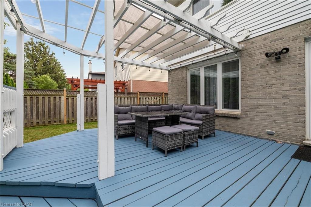 22 Merritt Crescent, Grimsby, ON - Outdoor With Deck Patio Veranda With Exterior