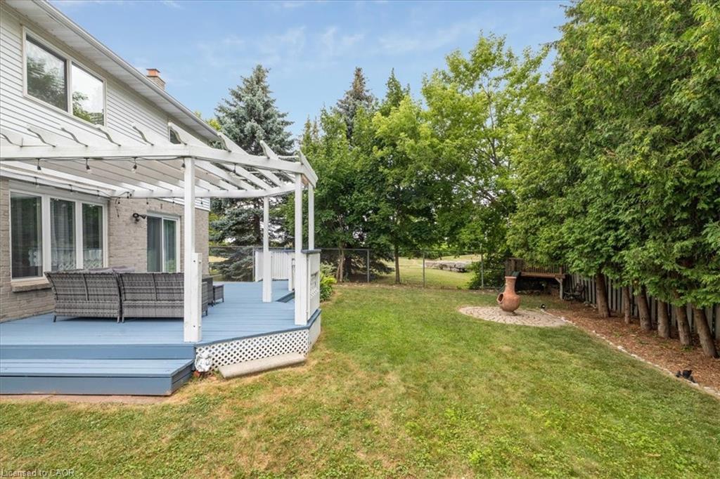 22 Merritt Crescent, Grimsby, ON - Outdoor