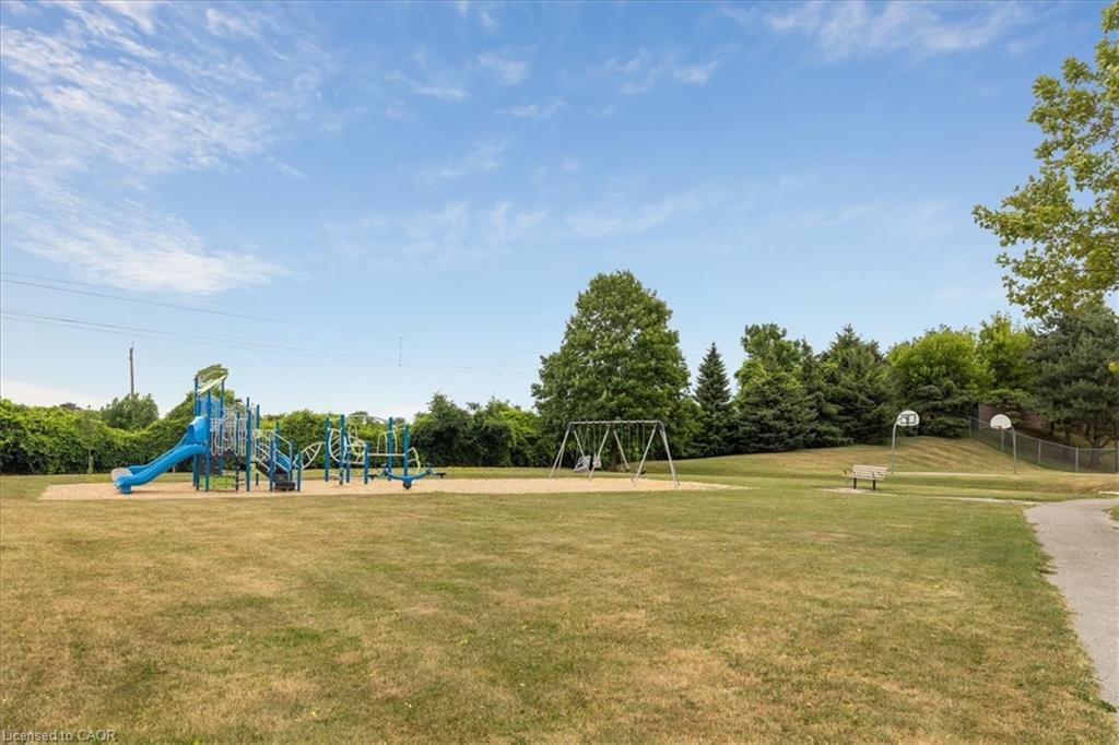 22 Merritt Crescent, Grimsby, ON - Outdoor With View