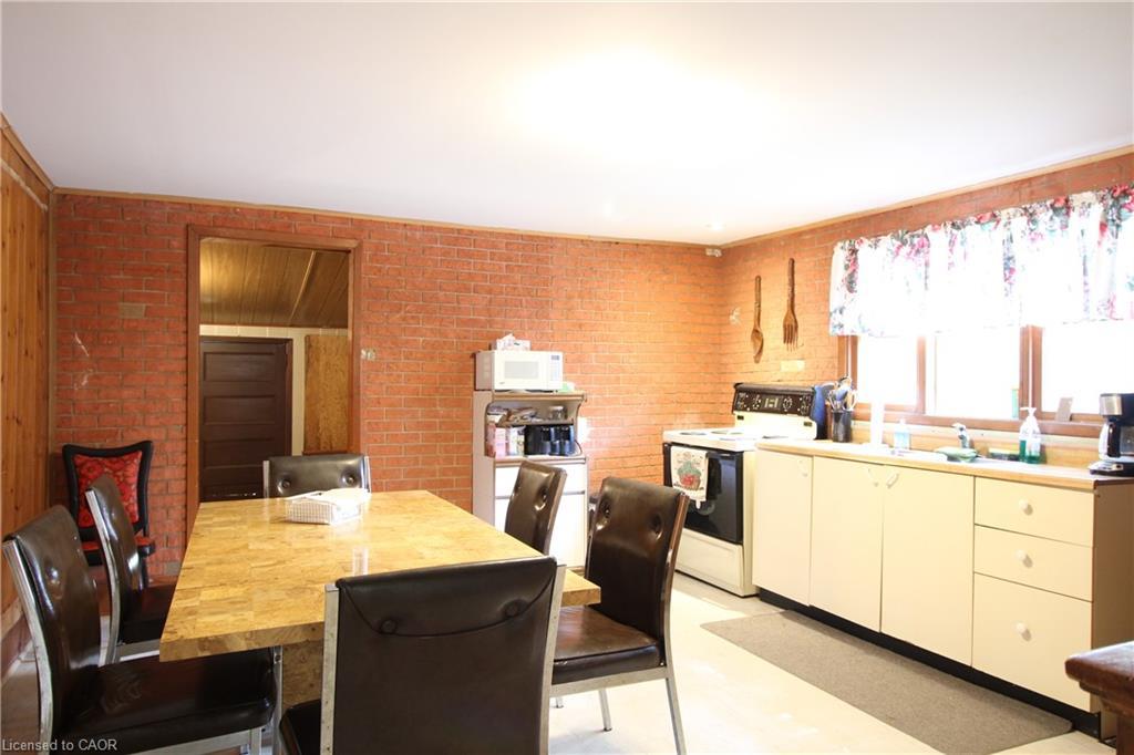 312 Ridgeway Road, Crystal Beach, ON - Indoor