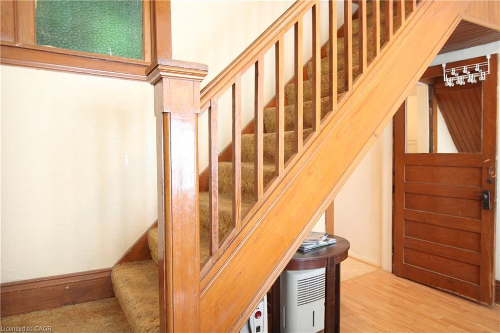 312 Ridgeway Road, Crystal Beach, ON - Indoor Photo Showing Other Room