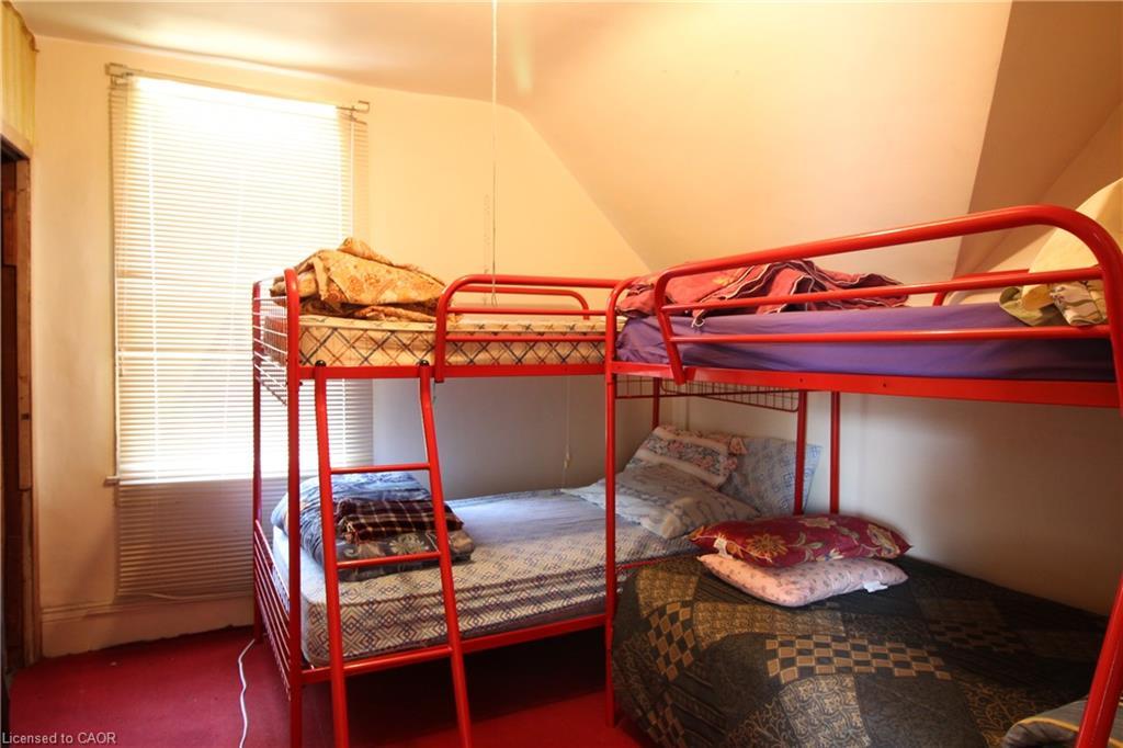 312 Ridgeway Road, Crystal Beach, ON - Indoor Photo Showing Bedroom