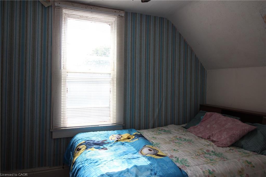 312 Ridgeway Road, Crystal Beach, ON - Indoor Photo Showing Bedroom