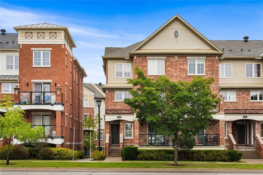 3-2551 Sixth Line, Oakville, ON - Outdoor With Facade