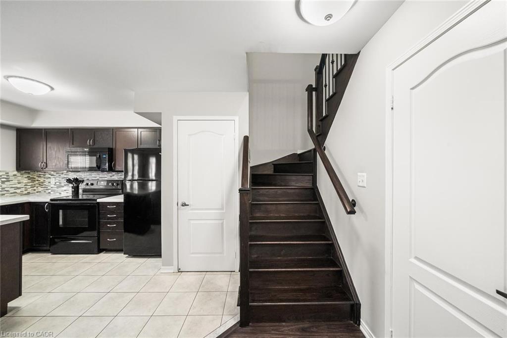 3-2551 Sixth Line, Oakville, ON - Indoor Photo Showing Kitchen