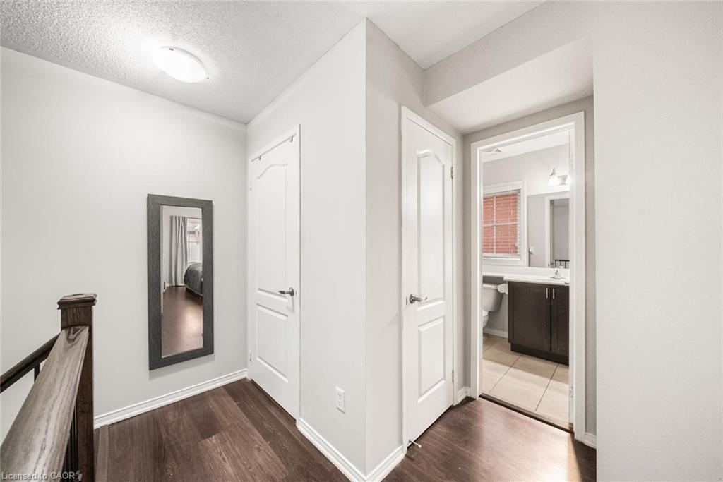 3-2551 Sixth Line, Oakville, ON - Indoor Photo Showing Other Room