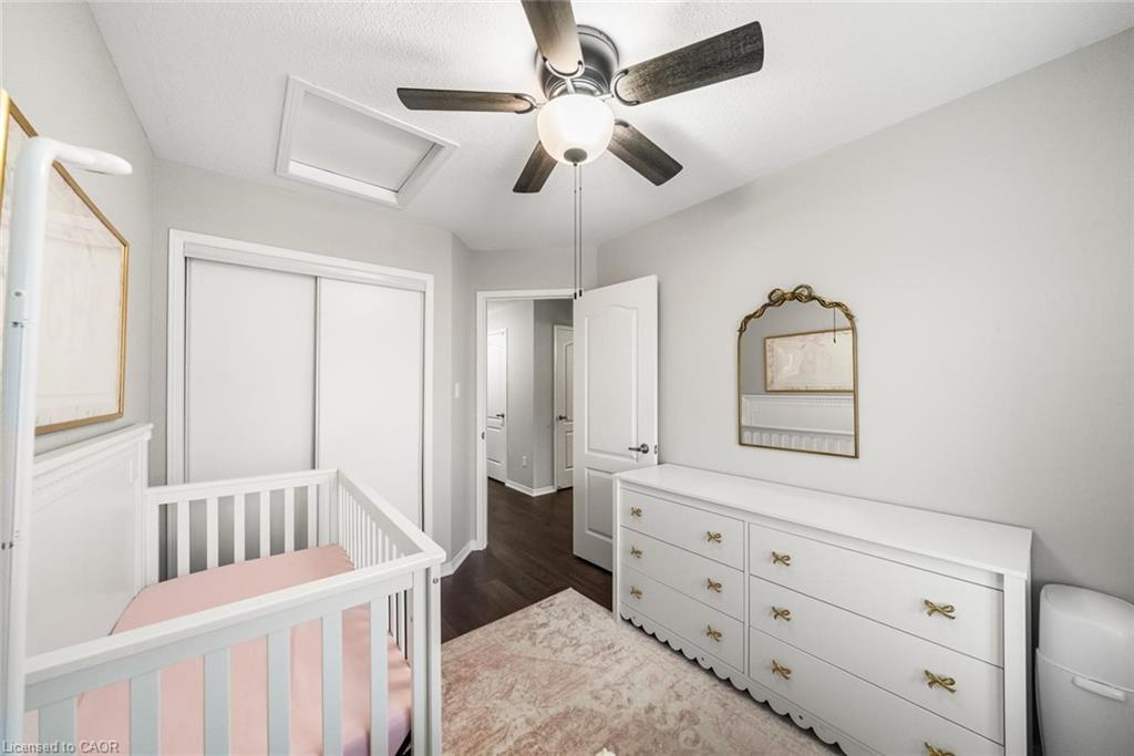 3-2551 Sixth Line, Oakville, ON - Indoor