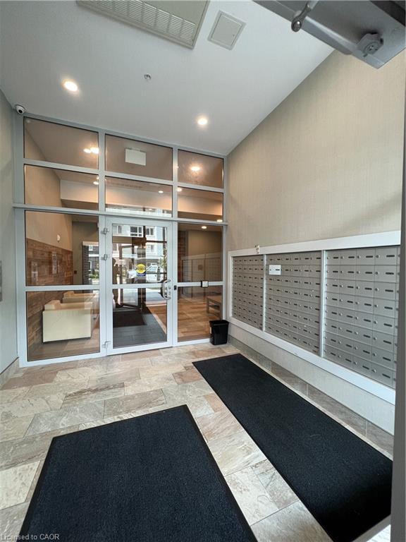 107-257 Hemlock Street, Waterloo, ON - Indoor Photo Showing Other Room