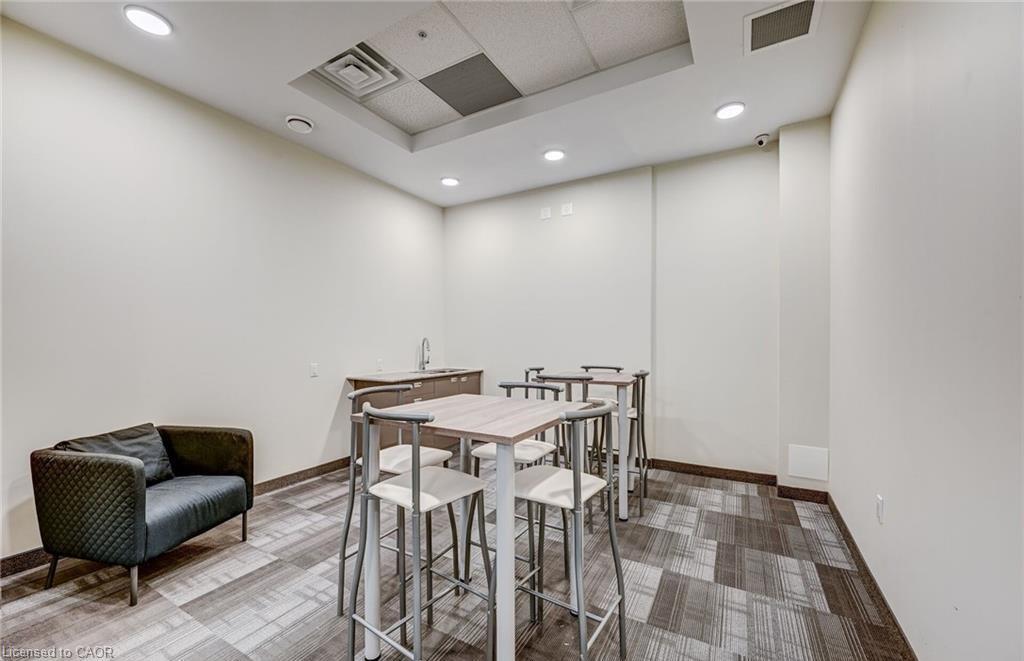 107-257 Hemlock Street, Waterloo, ON - Indoor