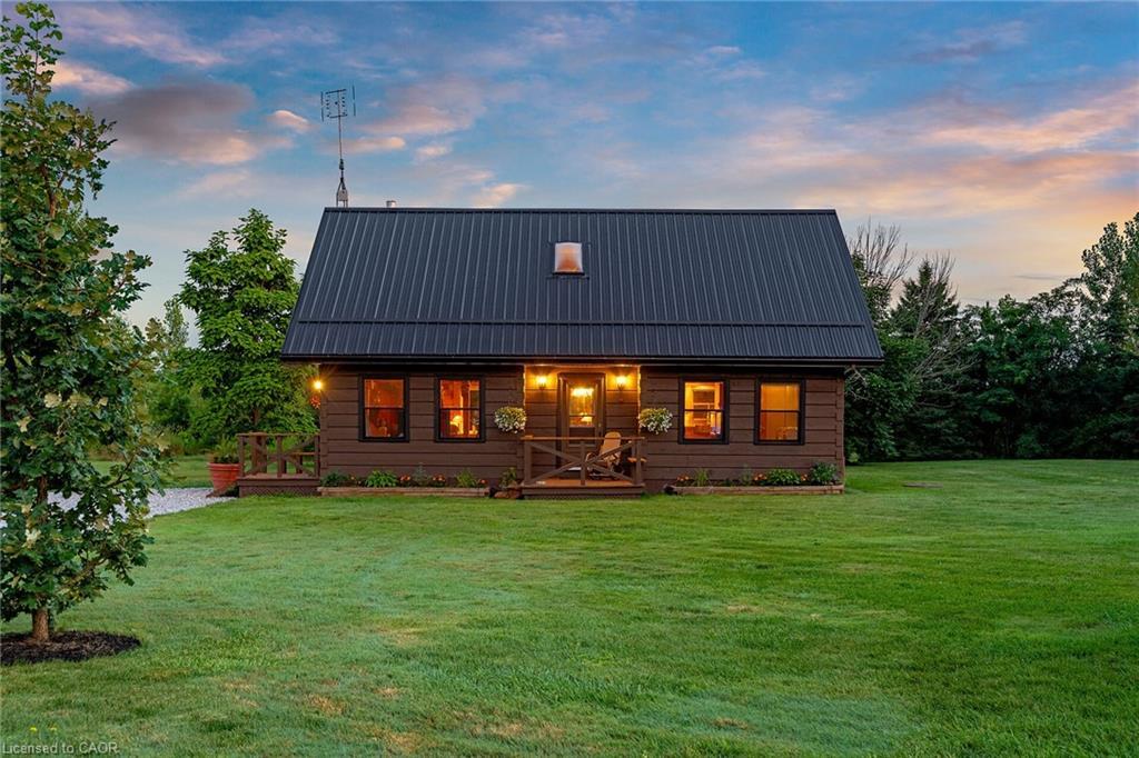 526 2Nd Line, Hagersville, ON - Outdoor With Deck Patio Veranda