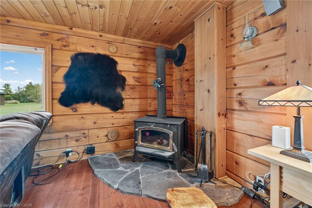 526 2Nd Line, Hagersville, ON - Indoor With Fireplace