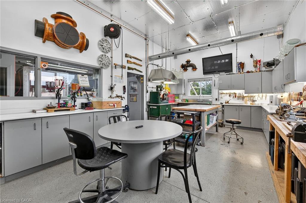 526 2Nd Line, Hagersville, ON - Indoor