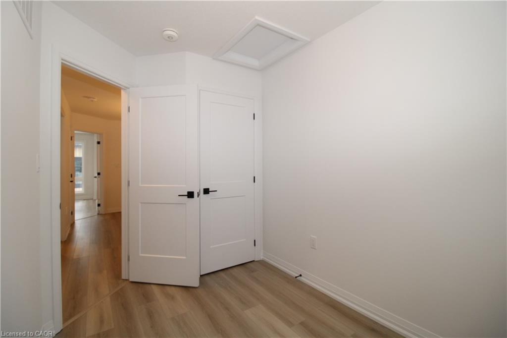 2-55 Tom Brown Drive, Paris, ON - Indoor Photo Showing Other Room