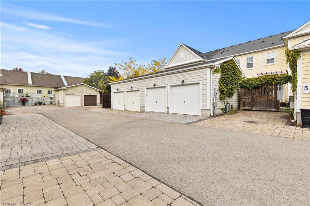 3 Blackbird Street, Niagara-On-The-Lake, ON - Outdoor