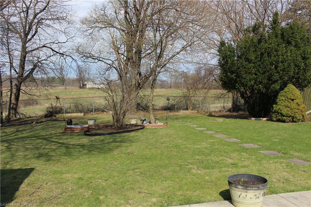 2112 Upper James Street, Mount Hope, ON - Outdoor