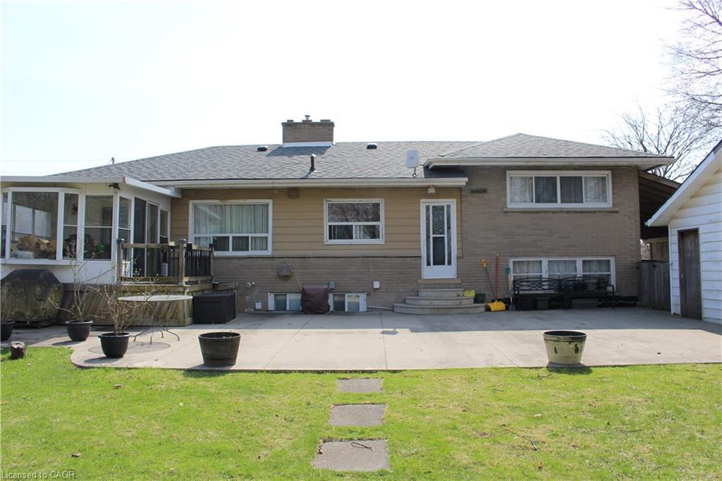 2112 Upper James Street, Mount Hope, ON - Outdoor