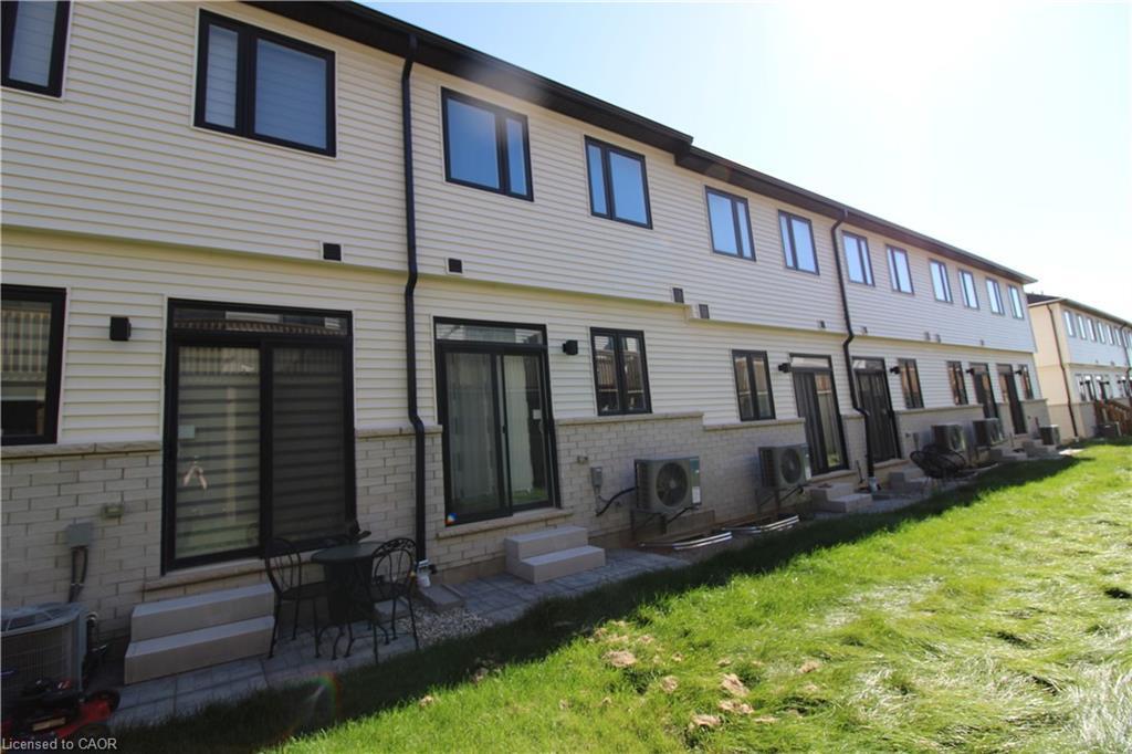 74-55 Tom Brown Drive, Paris, ON - Outdoor With Exterior