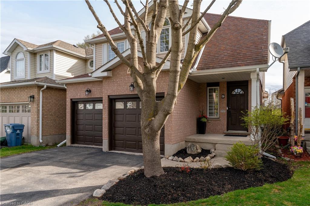 9 Gaw Crescent, Guelph, ON - Outdoor With Facade