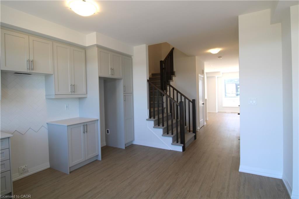 91-55 Tom Brown Drive, Paris, ON - Indoor