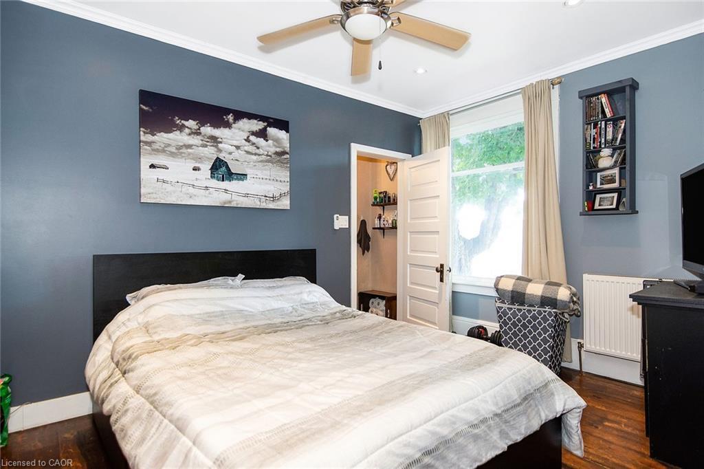 132 First Av E, Shelburne, ON - Indoor Photo Showing Bedroom