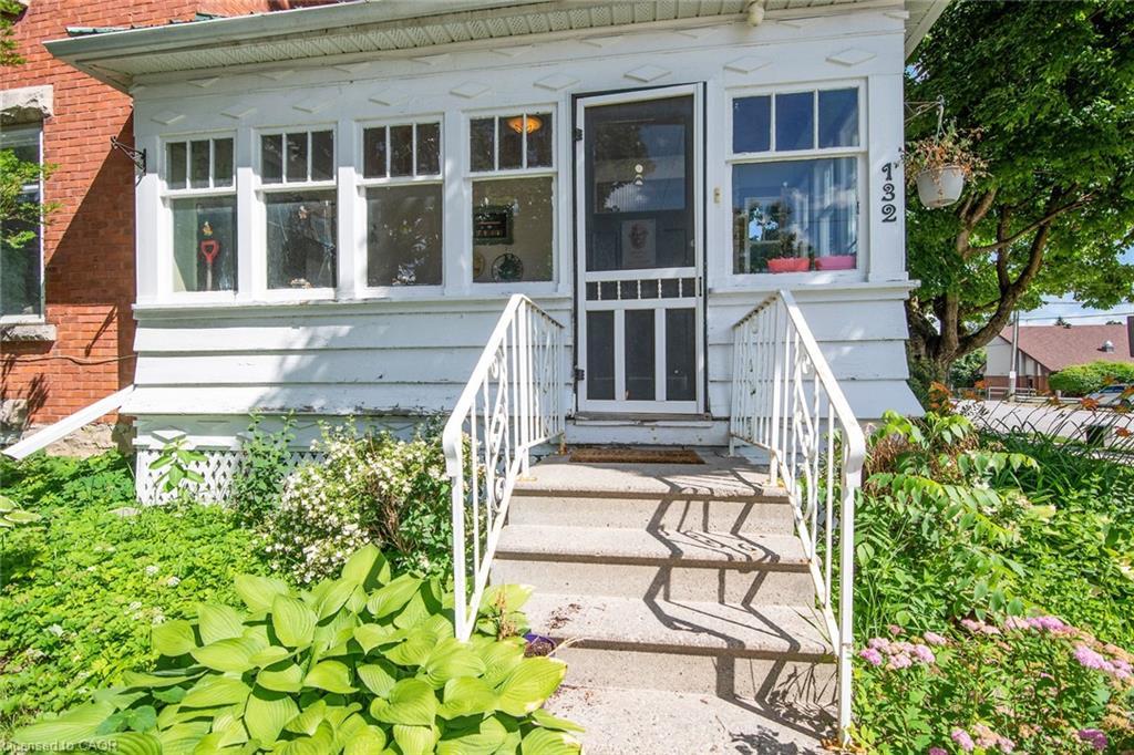 132 First Av E, Shelburne, ON - Outdoor