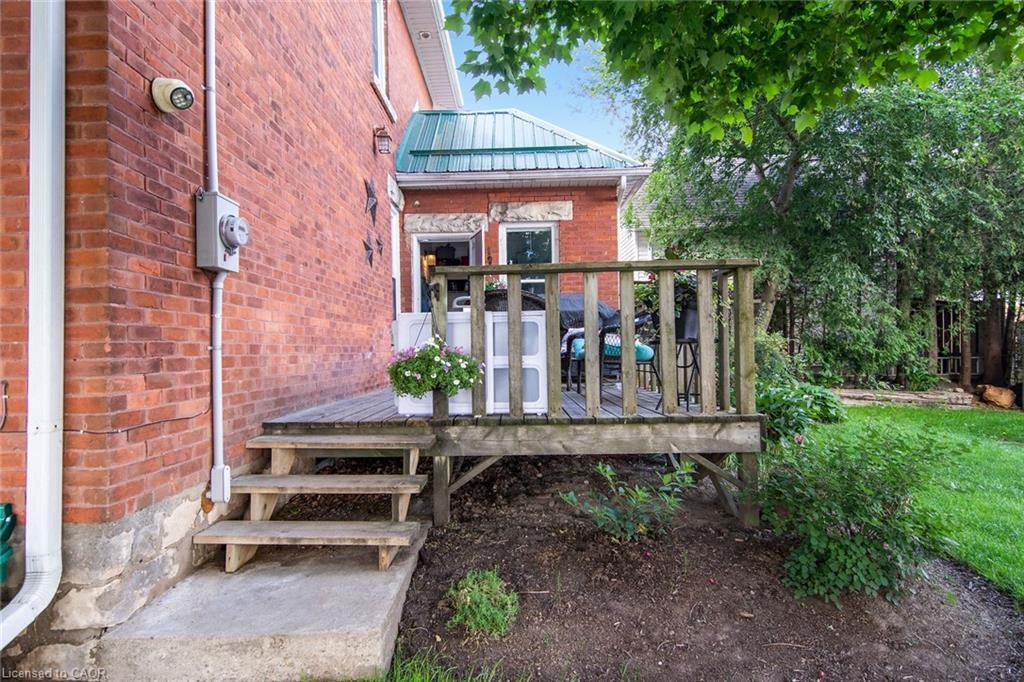 132 First Av E, Shelburne, ON - Outdoor With Deck Patio Veranda