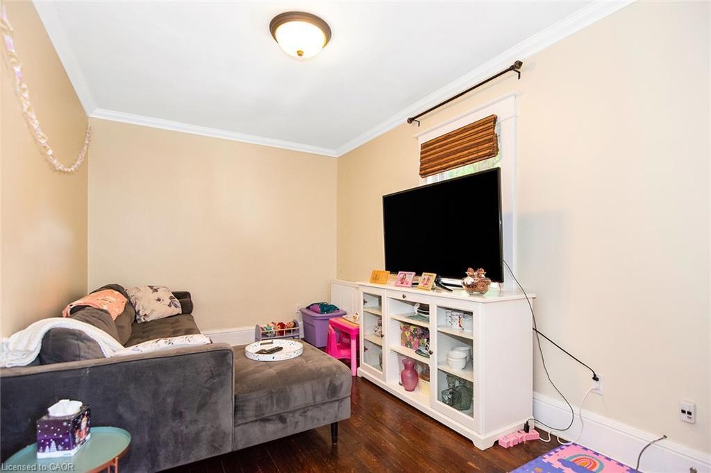 132 First Av E, Shelburne, ON - Indoor