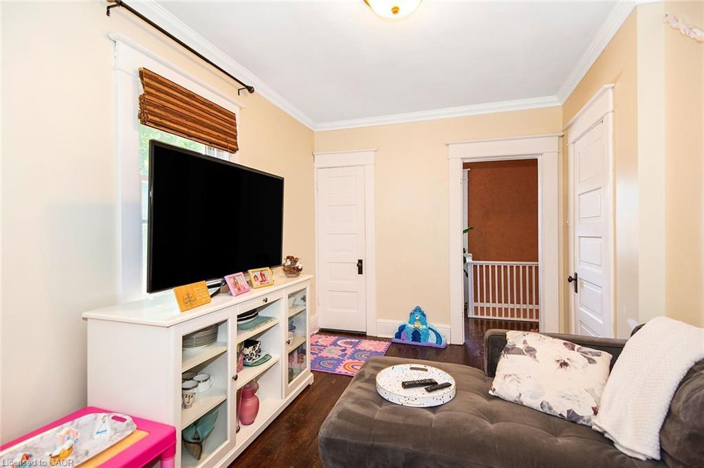 132 First Av E, Shelburne, ON - Indoor