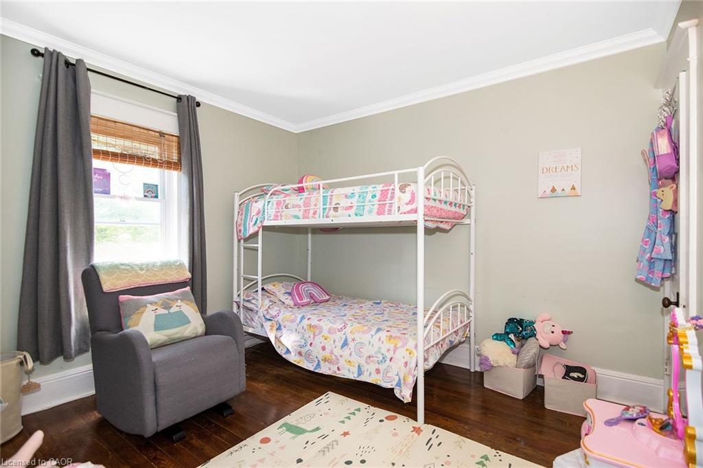 132 First Av E, Shelburne, ON - Indoor Photo Showing Bedroom