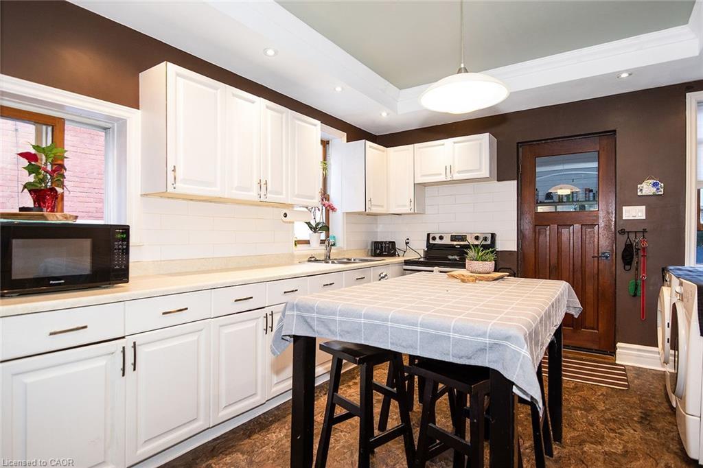 132 First Av E, Shelburne, ON - Indoor