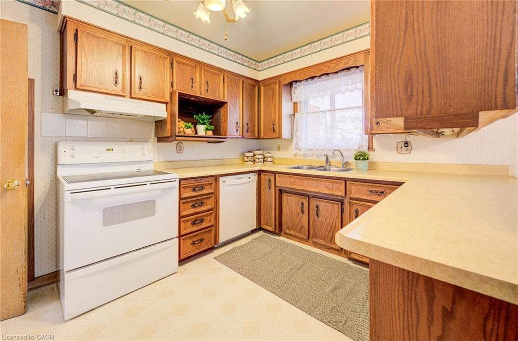 91 Massey Avenue, Kitchener, ON - Indoor Photo Showing Kitchen With Double Sink