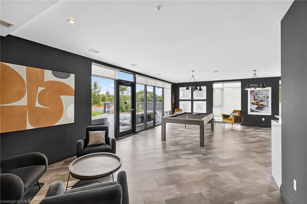 1313-15 Glebe Street, Cambridge, ON - Indoor Photo Showing Other Room