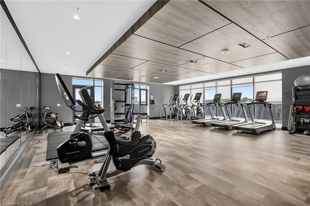 1313-15 Glebe Street, Cambridge, ON - Indoor Photo Showing Gym Room