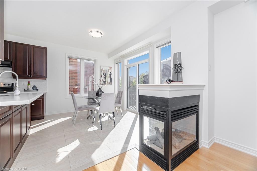 4623 Simmons Road, Burlington, ON - Indoor With Fireplace