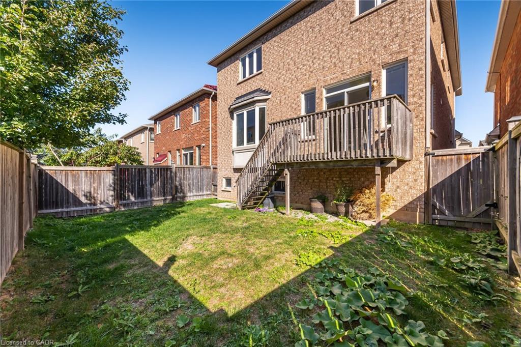 4623 Simmons Road, Burlington, ON - Outdoor With Deck Patio Veranda With Exterior