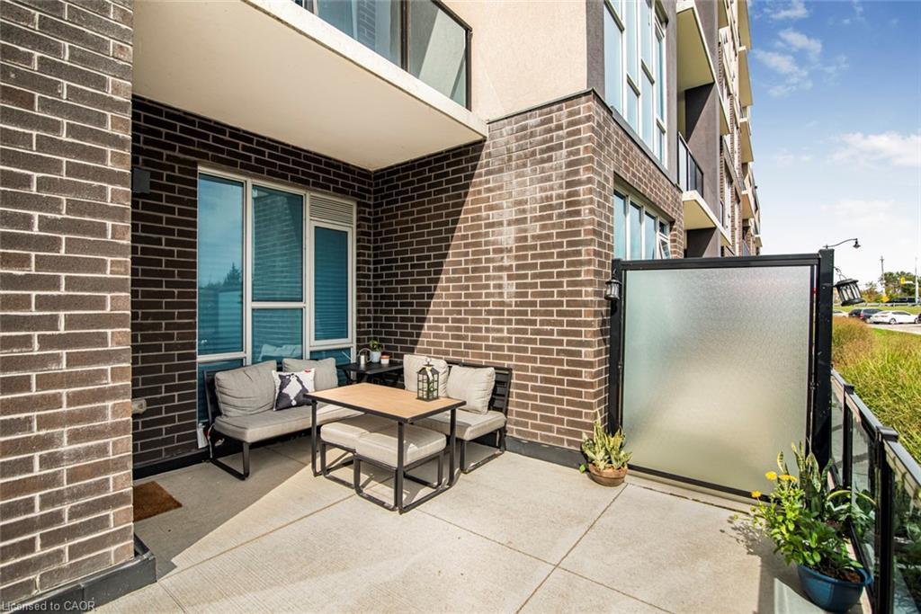 120-16 Concord Place, Grimsby, ON - Outdoor With Exterior